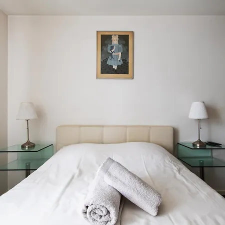 Montpellier-2chambres-grande Terrasse-garage * Монпелье