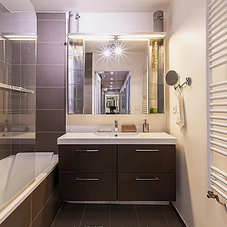 Montpellier-2chambres-grande Terrasse-garage Апартаменты *